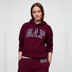 Gap Fall Logo Spell-Out Merlot Pullover Hoodie preppy college Casual NWT M